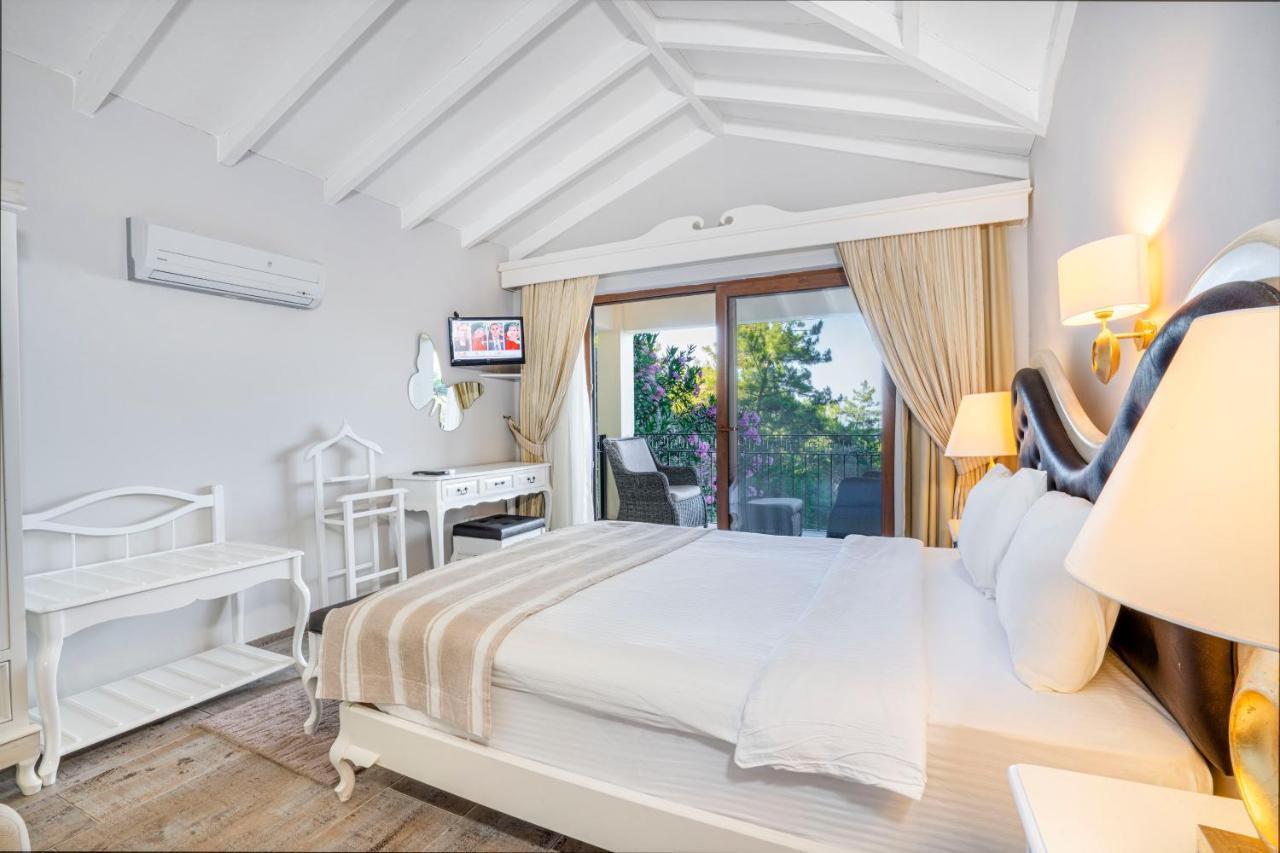 Alya Villa Butik Hotel Turunc Exterior photo