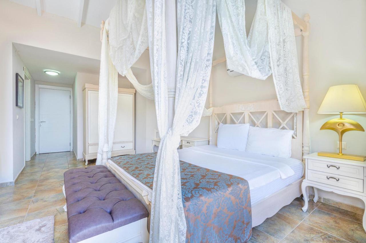 Alya Villa Butik Hotel Turunc Exterior photo