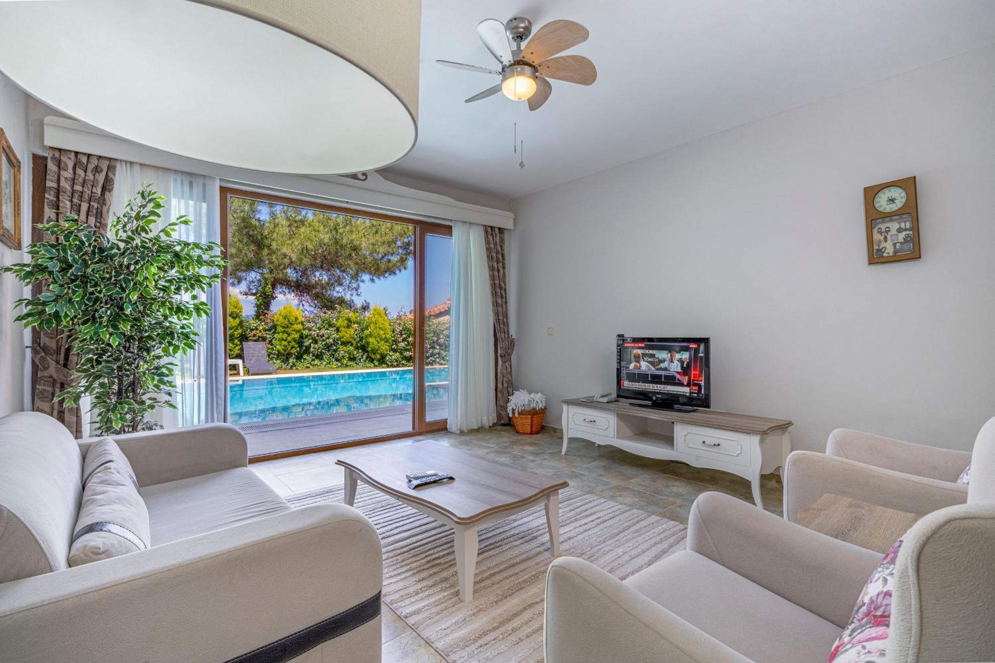Alya Villa Butik Hotel Turunc Exterior photo
